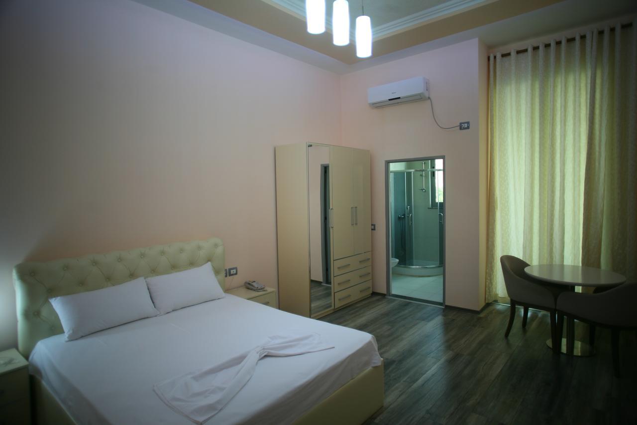 Prince Of Lake Hotel Shkoder Exterior photo