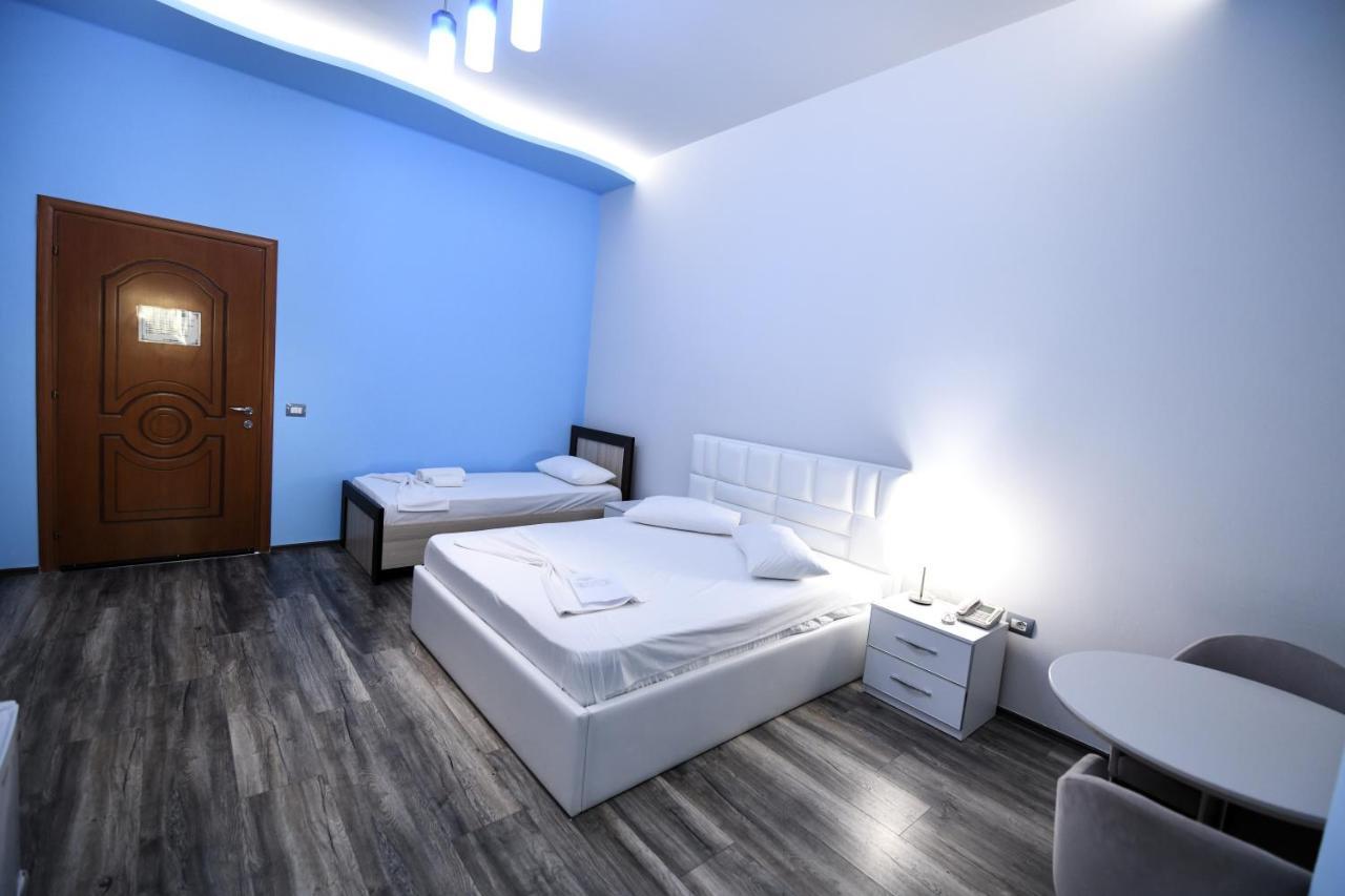 Prince Of Lake Hotel Shkoder Exterior photo